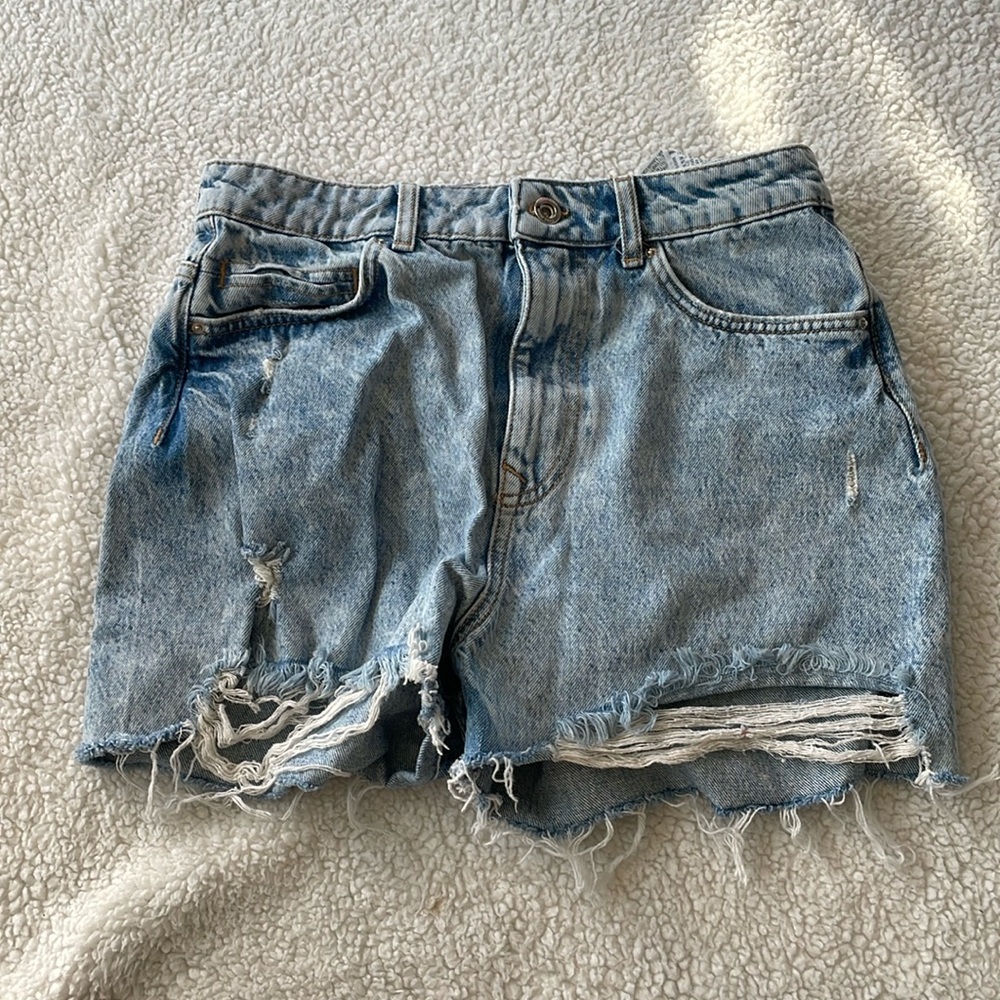 Zara High waisted denim destroyed shorts